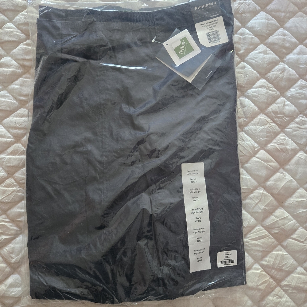 Men's Lightweight Tactical Pant Size 42x32